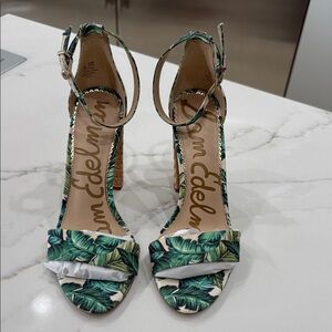 Sam Edelman Tropical Leaf Print Women's Heels